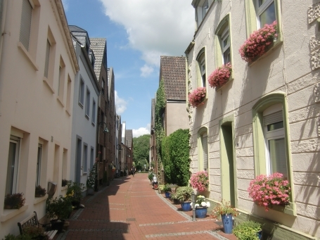 Rees : Hohe Rheinstraße 